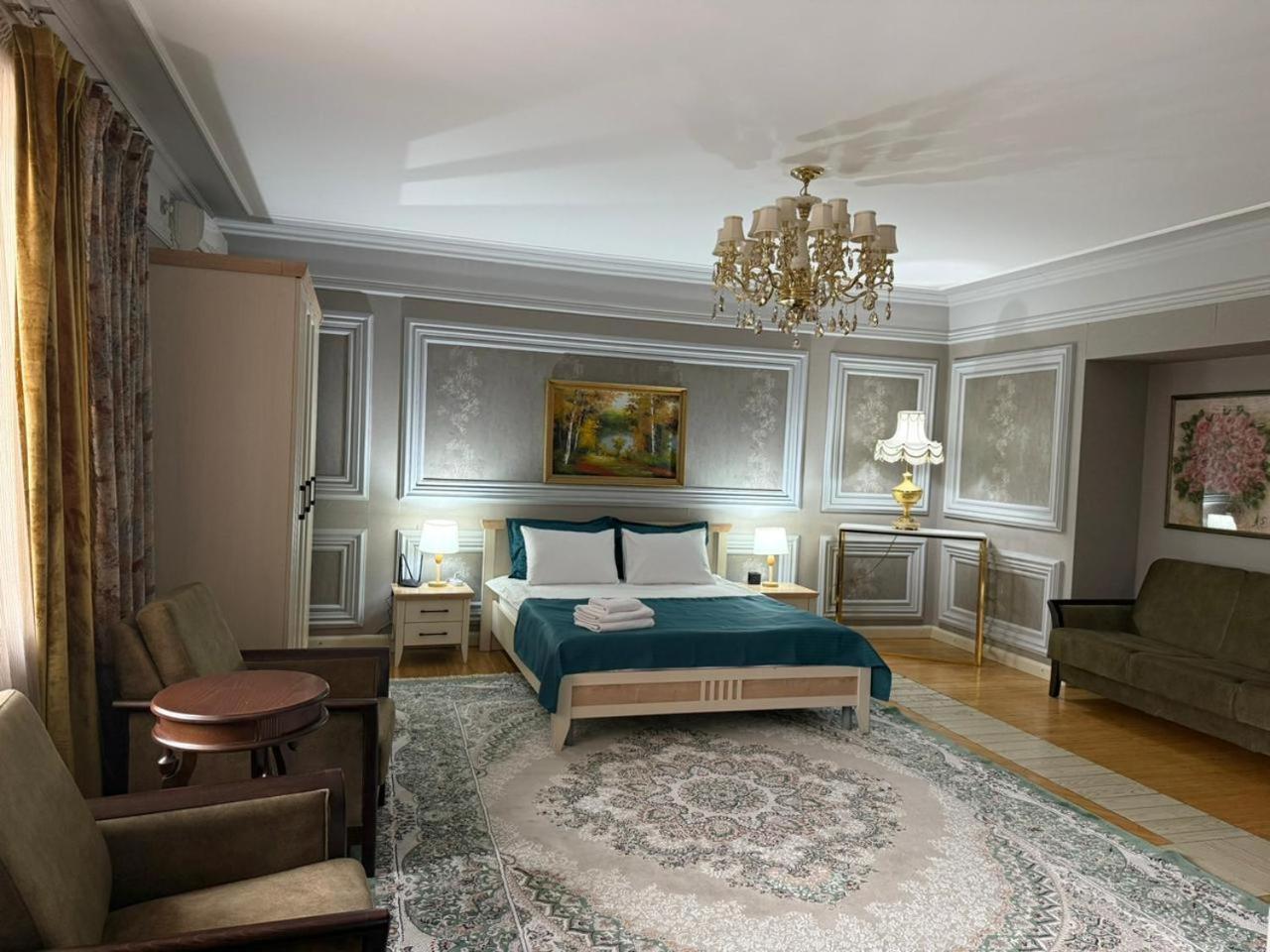 Turan Semey Grand Hotel Exterior foto